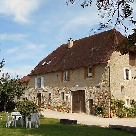 La Ferme De Montard Bed & Breakfast Montmorot Eksteriør bilde