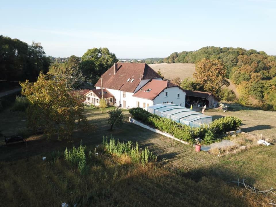 La Ferme De Montard Bed & Breakfast Montmorot Eksteriør bilde